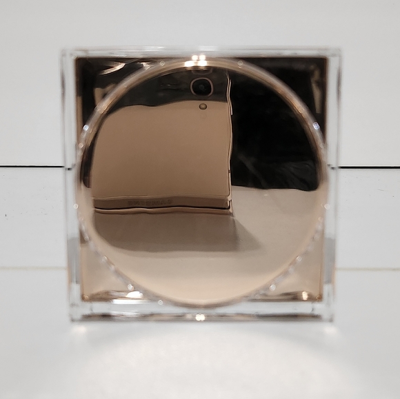 JLO Beauty - Picture 6 of 6